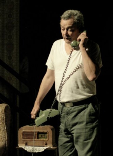 Robbie O’Neill in “Nights Below Station Street” 2006 Mainstage by Caleb Marshall (photo: Stephen Moss)
